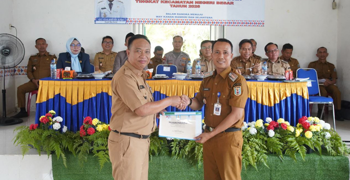 Negeri Besar Stabil, 4 Kampung Mandiri dan 8 Maju