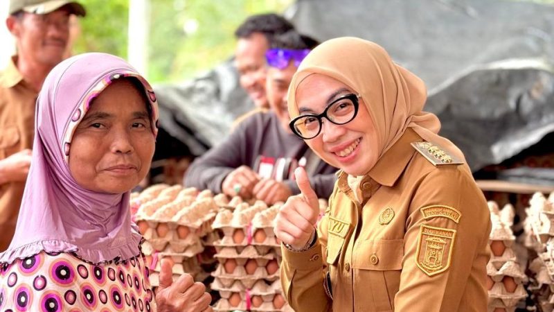 Subsidi Rp5.000 per Kilogram, Bupati Waykanan Buka Operasi Pasar Murah di Kasui